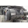 MACK CXU612 AIR CLEANER thumbnail 1