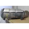 MACK CXU612 AIR CLEANER thumbnail 3