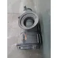 MACK CXU612 AIR CLEANER thumbnail 2