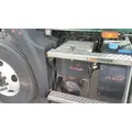 MACK CXU612 BATTERY BOX thumbnail 1