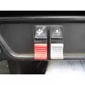 MACK CXU612 SEAT, FRONT thumbnail 2