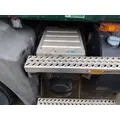MACK CXU612 TOOL BOX thumbnail 1