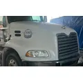 MACK CXU613 2008-2018 HOOD thumbnail 2
