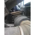 MACK CXU613 AIR CLEANER thumbnail 1