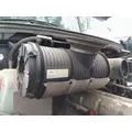 MACK CXU613 AIR CLEANER thumbnail 1