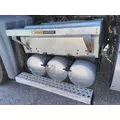 MACK CXU613 BATTERY BOX thumbnail 1