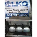 MACK CXU613 BATTERY BOX thumbnail 1