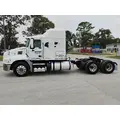 MACK CXU613 Complete Vehicle thumbnail 3