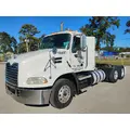 MACK CXU613 Complete Vehicle thumbnail 1