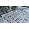 MACK CXU613 DECK (CATWALK) STEP thumbnail 1