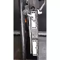 MACK CXU613 Door Assembly, Front thumbnail 4