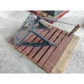 MACK CXU613 EXHAUSTMUFFLER BRACKET thumbnail 1