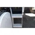 MACK CXU613 FRAME STEP thumbnail 1