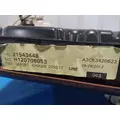 MACK CXU613 GAUGE CLUSTER thumbnail 4