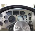 MACK CXU613 GAUGE CLUSTER thumbnail 1