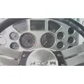 MACK CXU613 GAUGE CLUSTER thumbnail 1