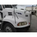 MACK CXU613 HOOD thumbnail 2