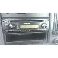 MACK CXU613 RADIO AMFM thumbnail 1