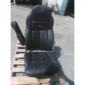 MACK CXU613 SEAT, FRONT thumbnail 3