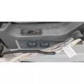 MACK CXU633T Door Assembly, Front thumbnail 3