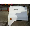 MACK DM685 HOOD thumbnail 4