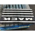 MACK GRANITE Grille thumbnail 5