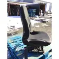 MACK LE Seat thumbnail 4