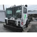 MACK MR690 CAB thumbnail 1