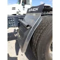 MACK PINNACLE FENDER, QUARTERHALF REAR thumbnail 2