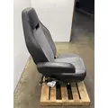 MACK Pinnacle Seat, Front thumbnail 4