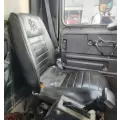 Mack DM688S Seat, Front thumbnail 3