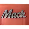 Mack RD600 Hood thumbnail 1