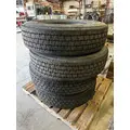 Michelin XDN2 - 80/R22.5 Tires thumbnail 3
