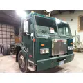PETERBILT 320 CAB thumbnail 2