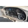 PETERBILT 320 GAUGE CLUSTER thumbnail 1
