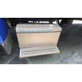 PETERBILT 330 BATTERY BOX thumbnail 1