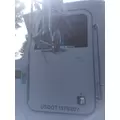 PETERBILT 330 DOOR ASSEMBLY, FRONT thumbnail 1