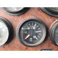 PETERBILT 330 GAUGE AIR thumbnail 1