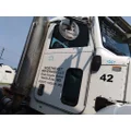 PETERBILT 335 2005-2010 DOOR ASSEMBLY, FRONT thumbnail 1