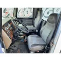 PETERBILT 335 CAB thumbnail 4
