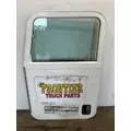 PETERBILT 335 Door Assembly, Front thumbnail 2