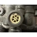 PETERBILT 367 Air Brake Dash Valve thumbnail 10