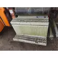 PETERBILT 379 Battery Box thumbnail 2