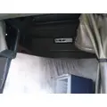PETERBILT 379 CAB thumbnail 13