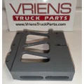 PETERBILT 379 Hood Parts thumbnail 3
