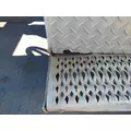 PETERBILT 379 TOOL BOX thumbnail 3