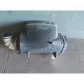 PETERBILT 384 AIR CLEANER thumbnail 1
