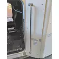 PETERBILT 384 CAB HANDLE thumbnail 1
