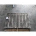 PETERBILT 384 DECK (CATWALK) STEP thumbnail 1