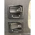 PETERBILT 384 Gauge Panel thumbnail 6